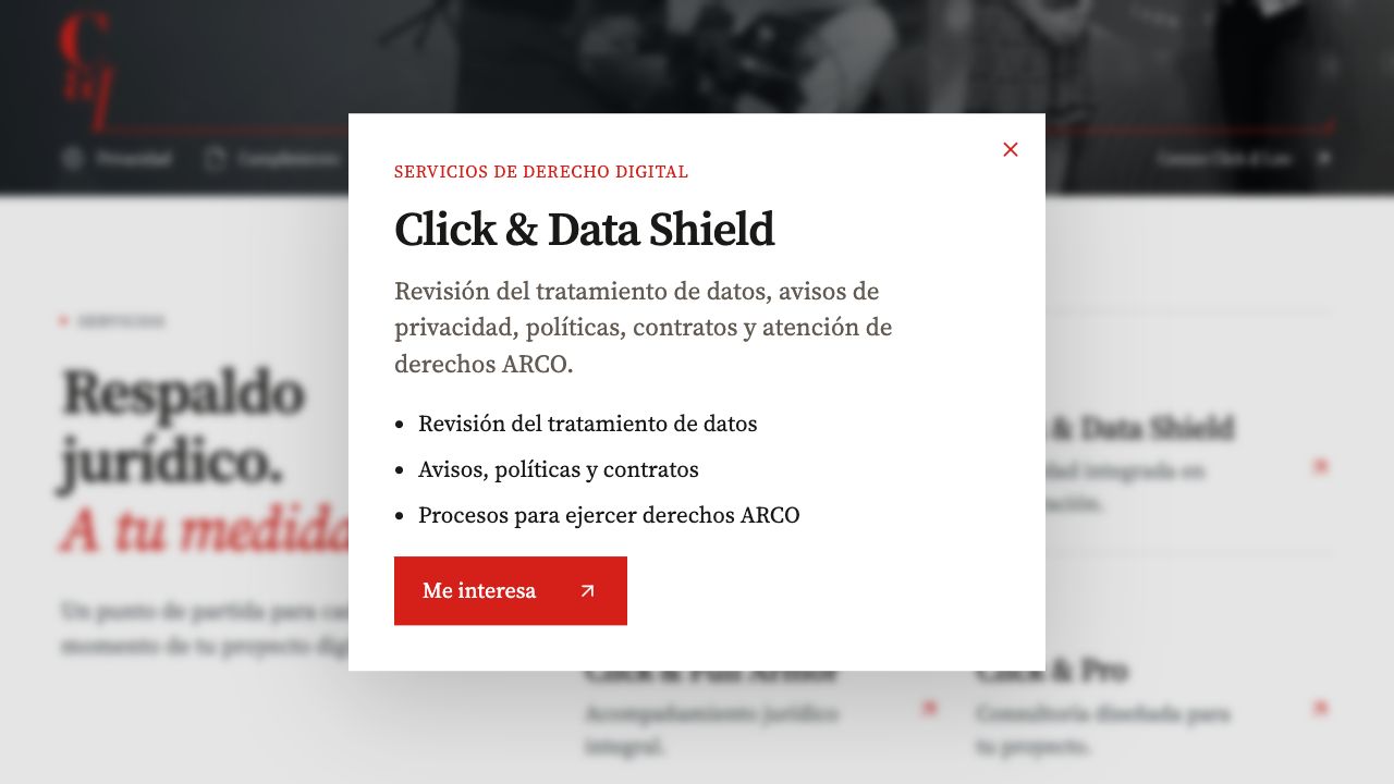 Diálogo de Click & Data Shield con descripción, tres puntos de alcance y botón Me interesa.